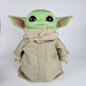 Grogu The Child Star Wars Mandalorian Doll